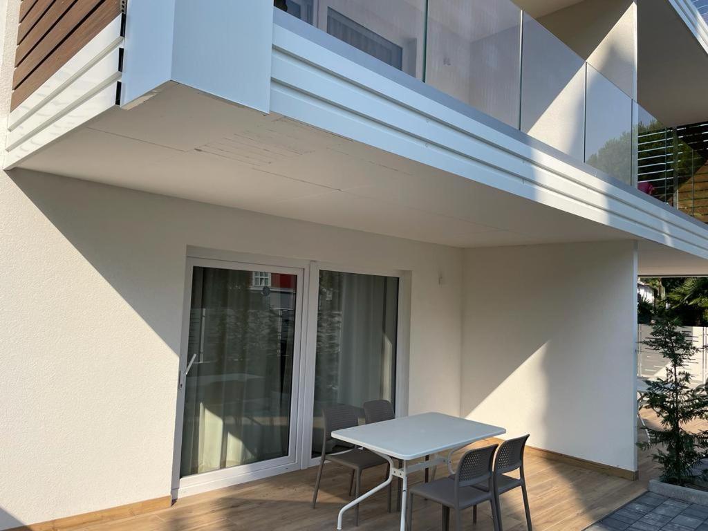 Side Aparthotel