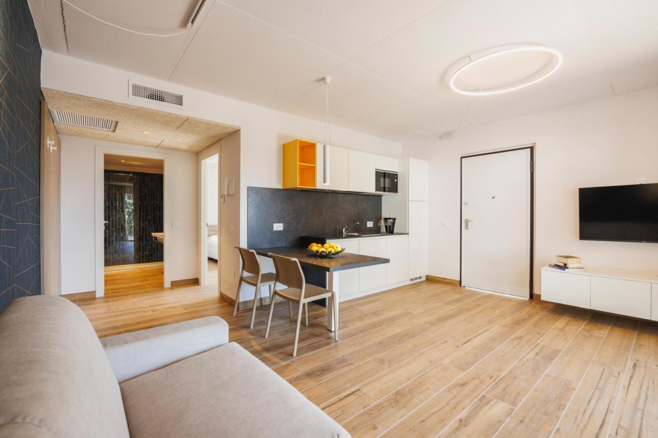 Aparthotel Side