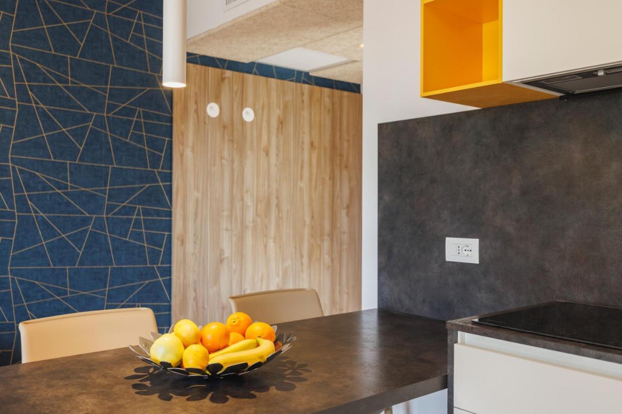 Side Aparthotel