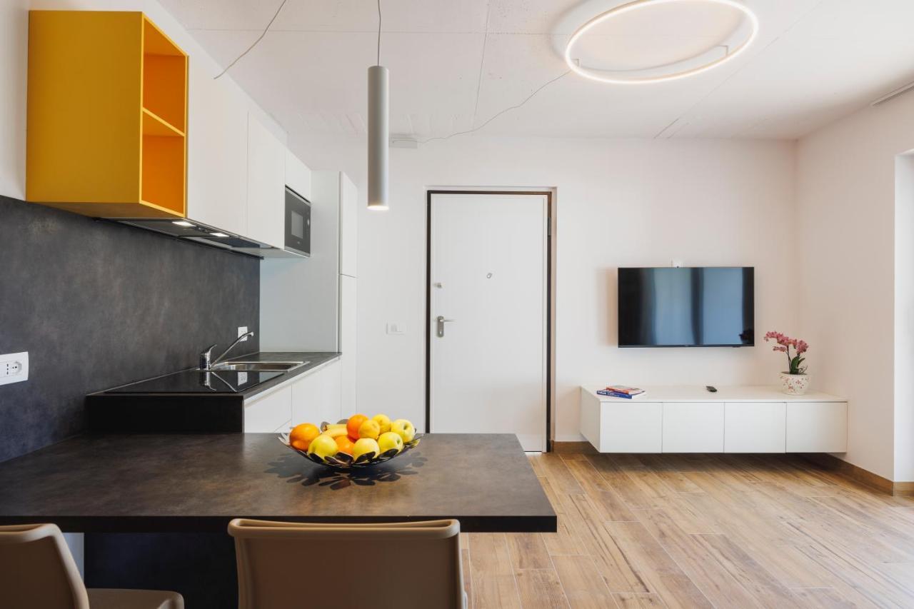 Aparthotel Side Riva del Garda